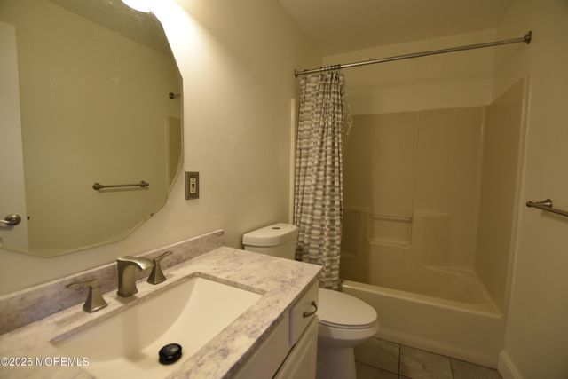 759 Tall Oaks Drive, Brick, NJ 08724