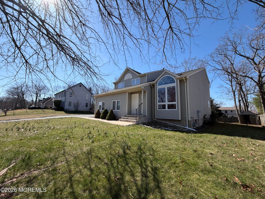 759 Tall Oaks Drive, Brick, NJ 08724