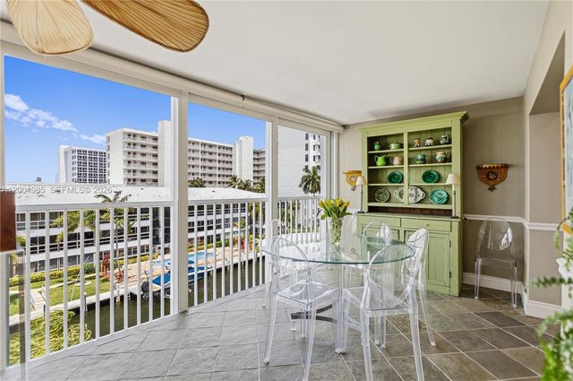 3101 NE 47th Ct 403, Fort Lauderdale, FL 33308