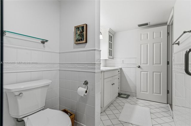 3101 NE 47th Ct 403, Fort Lauderdale, FL 33308