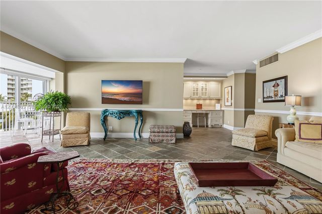 3101 NE 47th Ct 403, Fort Lauderdale, FL 33308