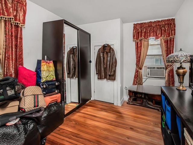 14 Touissant Avenue, Yonkers, NY 10710