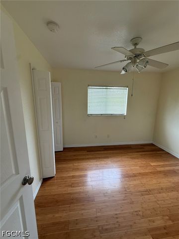 911 SE 31st ST, Cape Coral, FL 33904