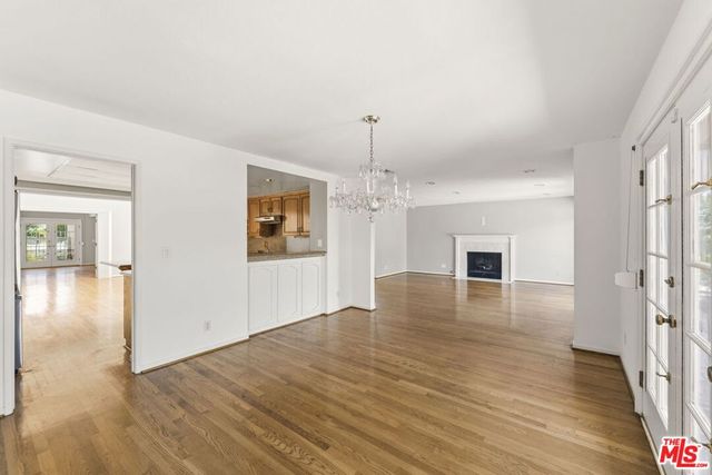 2755 Bottlebrush Drive, Los Angeles, CA 90077