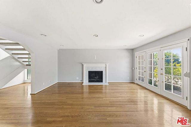 2755 Bottlebrush Drive, Los Angeles, CA 90077
