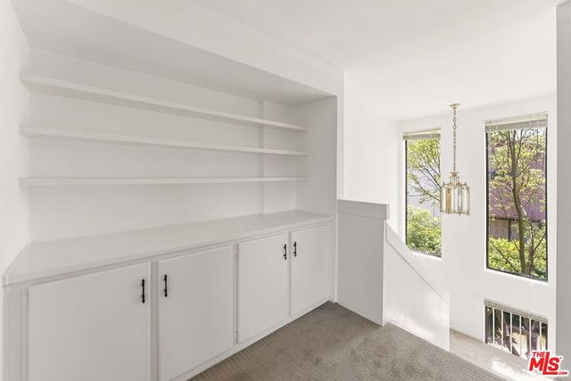 2755 Bottlebrush Drive, Los Angeles, CA 90077