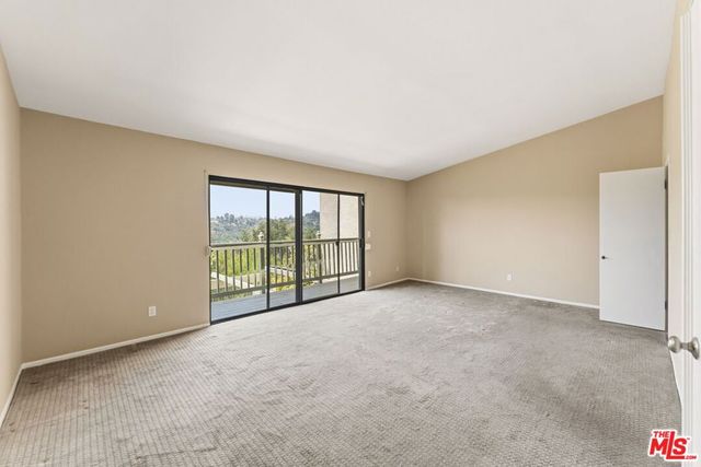 2755 Bottlebrush Drive, Los Angeles, CA 90077