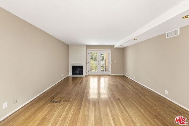 2755 Bottlebrush Drive, Los Angeles, CA 90077