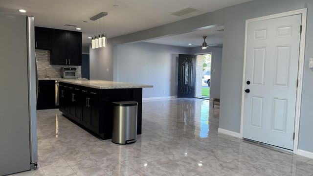 6843 E Loma Land Drive, Scottsdale, AZ 85257