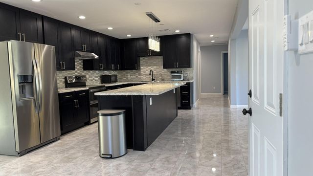 6843 E Loma Land Drive, Scottsdale, AZ 85257