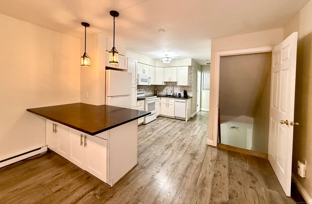 133 Main Street APT 5, Norwalk, CT 06851