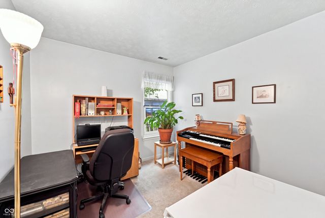 40 Ashwood Circle, Brownsburg, IN 46112