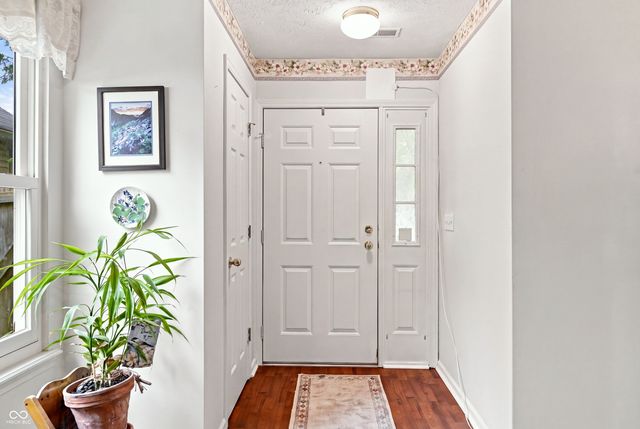 40 Ashwood Circle, Brownsburg, IN 46112