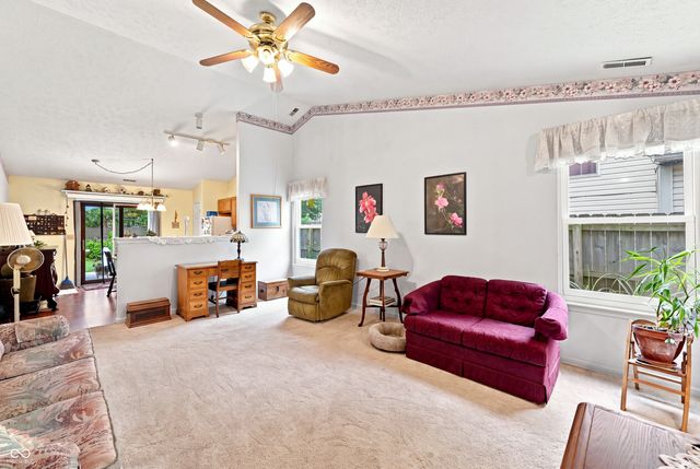 40 Ashwood Circle, Brownsburg, IN 46112