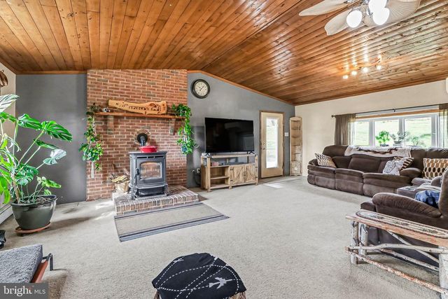 291 DIMPSEY RD, Halifax, PA 17032