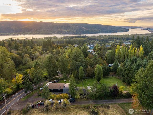 310 Mount Pleasant Road, Kelso, WA 98626