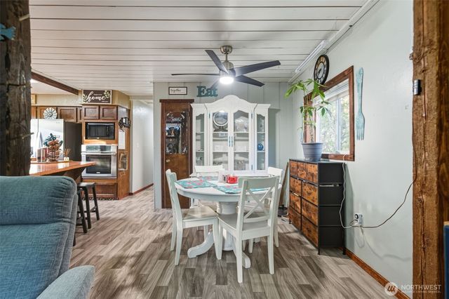 310 Mount Pleasant Road, Kelso, WA 98626