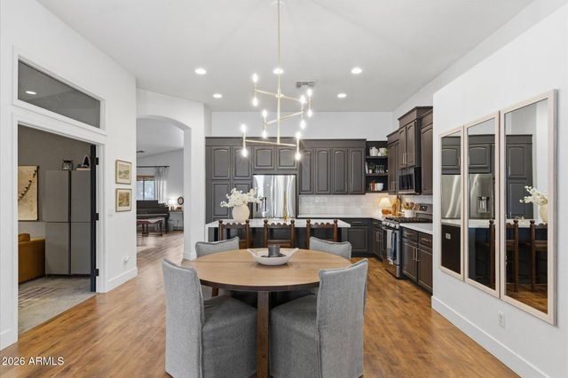 5633 E GROVE Circle, Mesa, AZ 85206