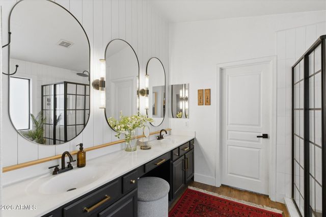 5633 E GROVE Circle, Mesa, AZ 85206