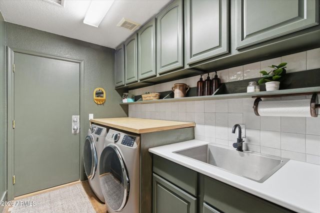 5633 E GROVE Circle, Mesa, AZ 85206