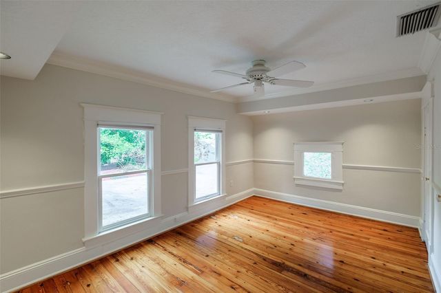 122 N HYER AVENUE, Orlando, FL 32801