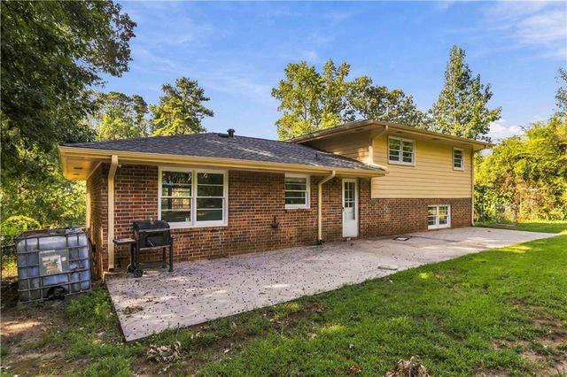 4348 Executive Drive, Stone Mountain, GA 30083