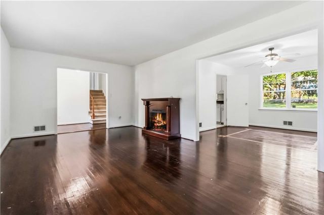 4348 Executive Drive, Stone Mountain, GA 30083
