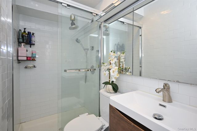40-27 216th Street, Bayside, NY 11361
