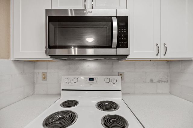 2706 SALADO ST 210, Austin, TX 78705