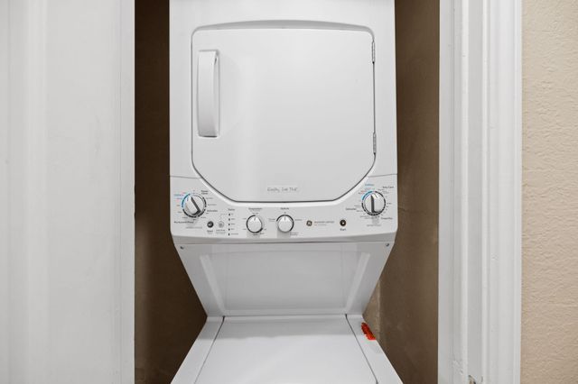 2706 SALADO ST 210, Austin, TX 78705