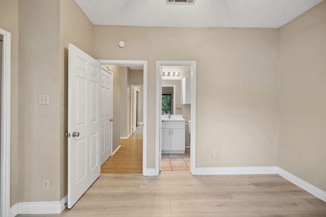 2706 SALADO ST 210, Austin, TX 78705