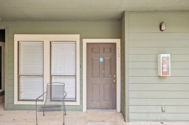 2706 SALADO ST 210, Austin, TX 78705