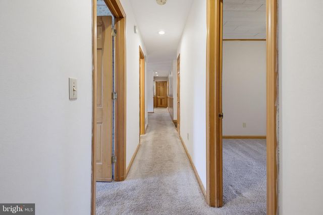1164 LONG LN, Mount Joy, PA 17552