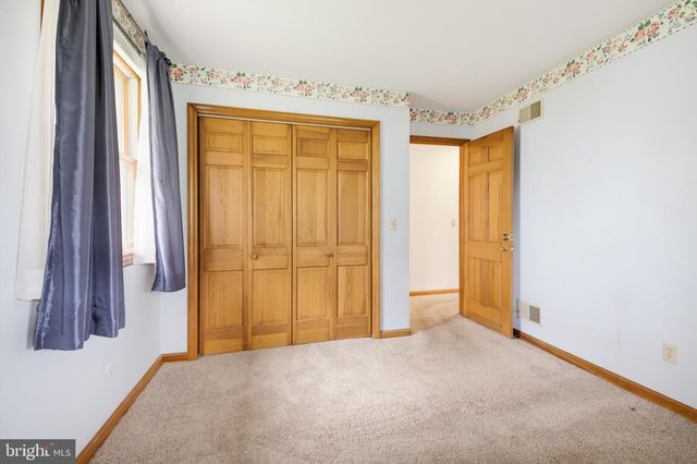 1164 LONG LN, Mount Joy, PA 17552