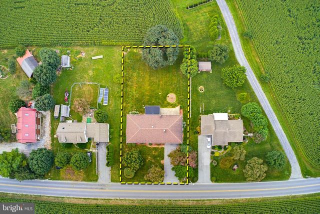 1164 LONG LN, Mount Joy, PA 17552