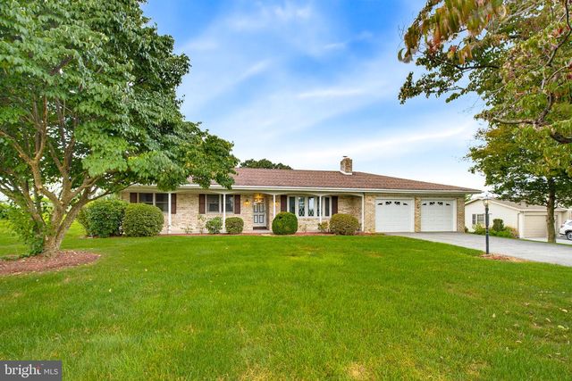 1164 LONG LN, Mount Joy, PA 17552