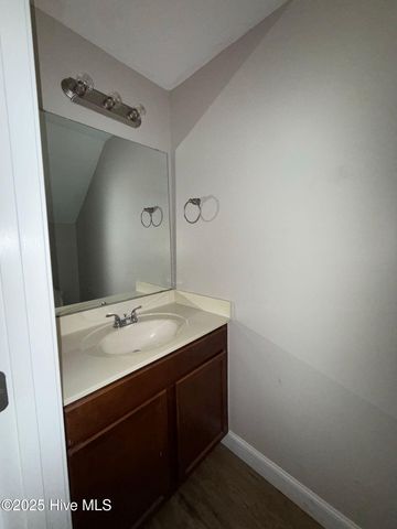 306 Burley Drive 3, Hubert, NC 28539