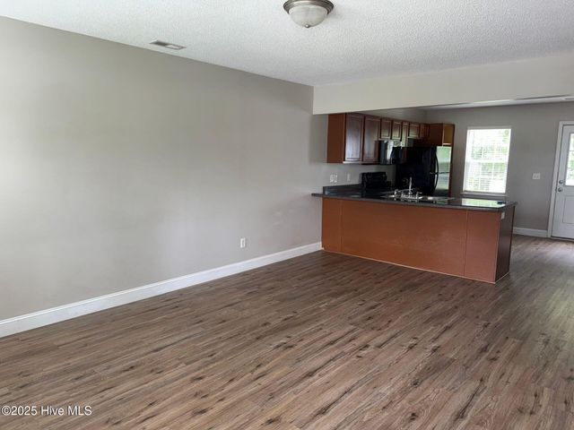 306 Burley Drive 3, Hubert, NC 28539