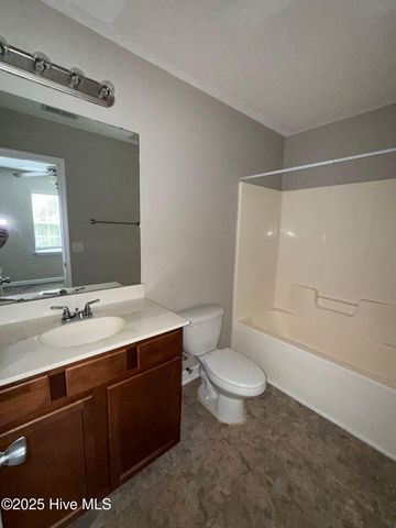 306 Burley Drive 3, Hubert, NC 28539