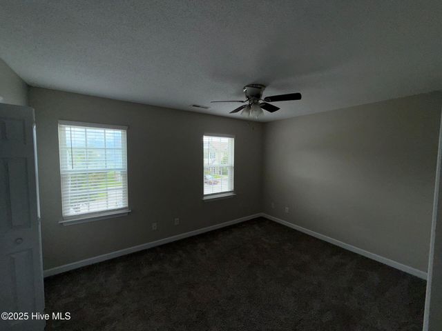 306 Burley Drive 3, Hubert, NC 28539