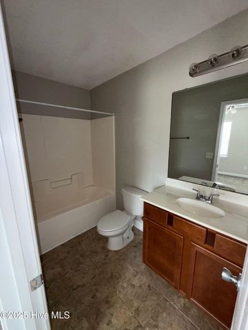 306 Burley Drive 3, Hubert, NC 28539