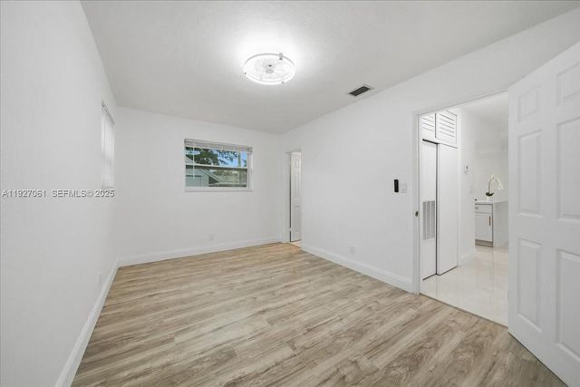 3330 N 72nd Ter, Hollywood, FL 33024