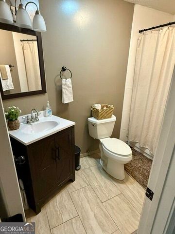 3914 Pine Lake Road, West Point, GA 31833