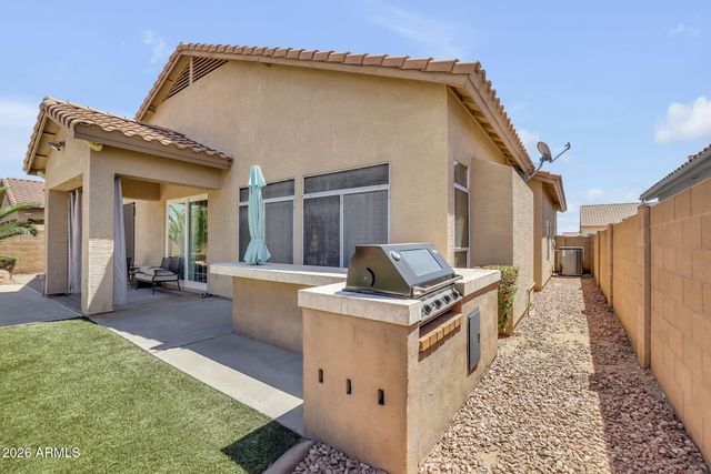 840 N APRIL Drive, Chandler, AZ 85226