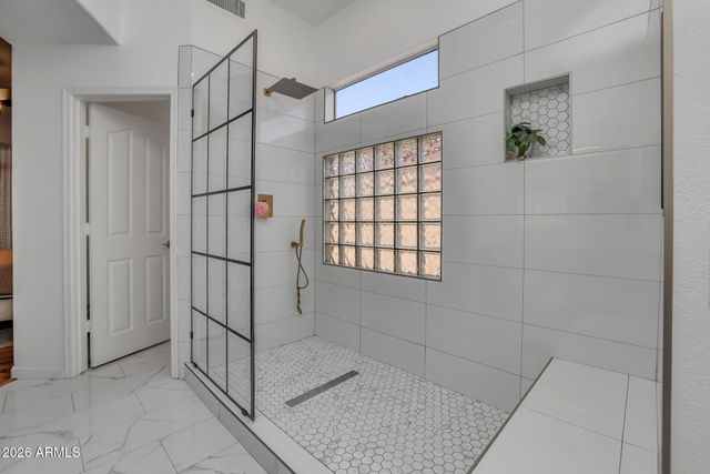 840 N APRIL Drive, Chandler, AZ 85226