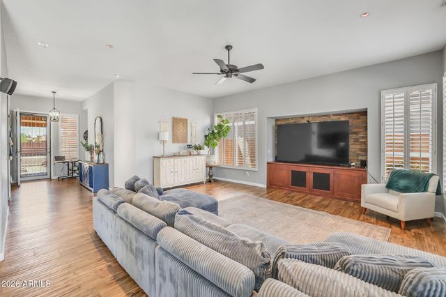 840 N APRIL Drive, Chandler, AZ 85226