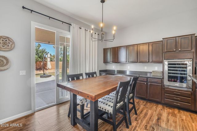840 N APRIL Drive, Chandler, AZ 85226