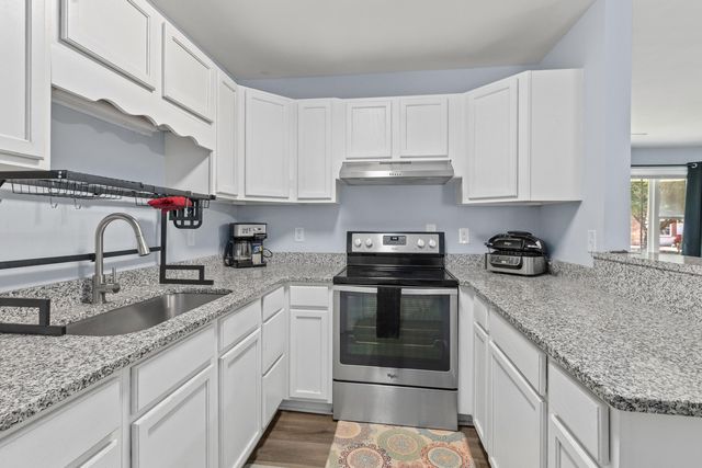 61 Tanbark Court, Goose Creek, SC 29445