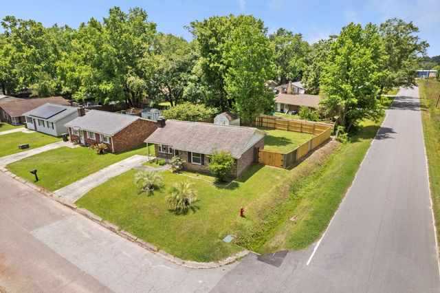 61 Tanbark Court, Goose Creek, SC 29445
