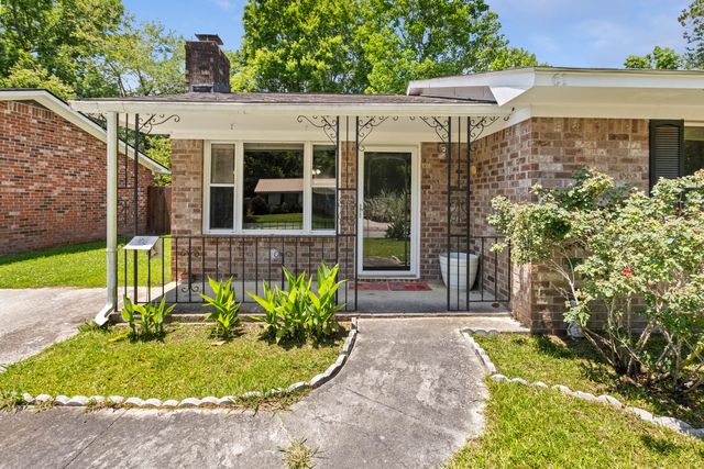 61 Tanbark Court, Goose Creek, SC 29445